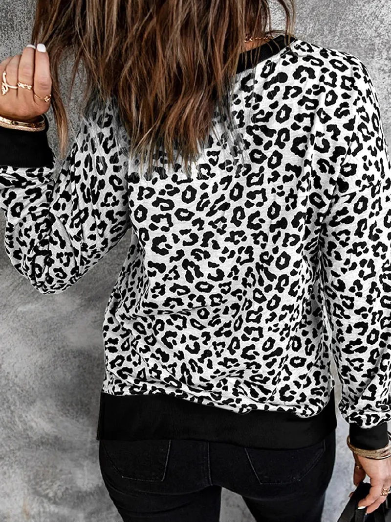 Women's leopard print crew neck sweatshirt